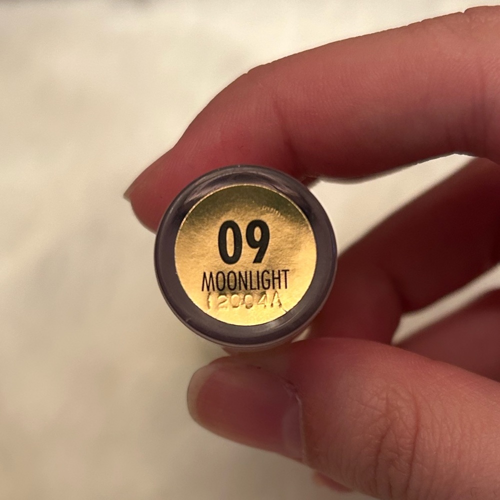Set of 2 Milani Keep it Full Nourishing Lip Plumper - Picture 3 of 5